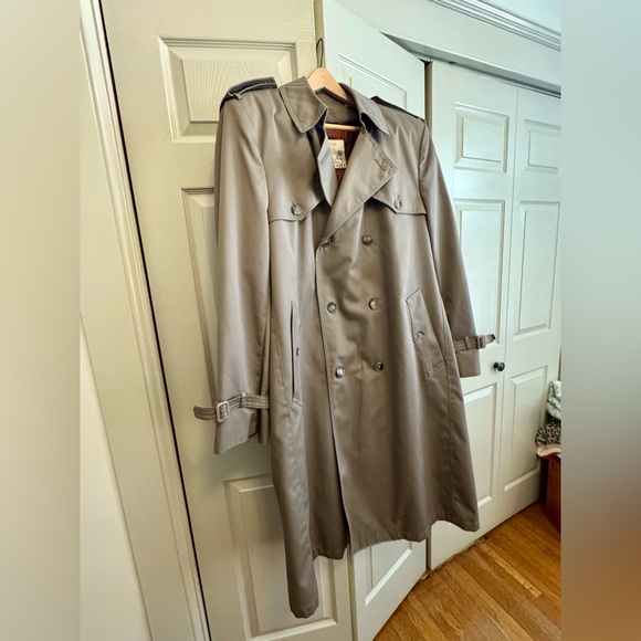 London Fog Vintage London Towne Trench Coat with Zip Out Winter Lining - Picture 6 of 8